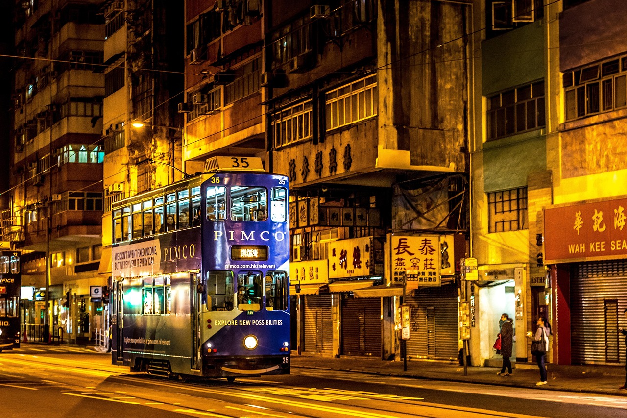 五分钟学会新澳门和香港一肖一马一特一中或2025年澳门与香港管家婆100%精准-全面释义与警惕虚假宣传-全面释义、解释与落实 解析与释义
